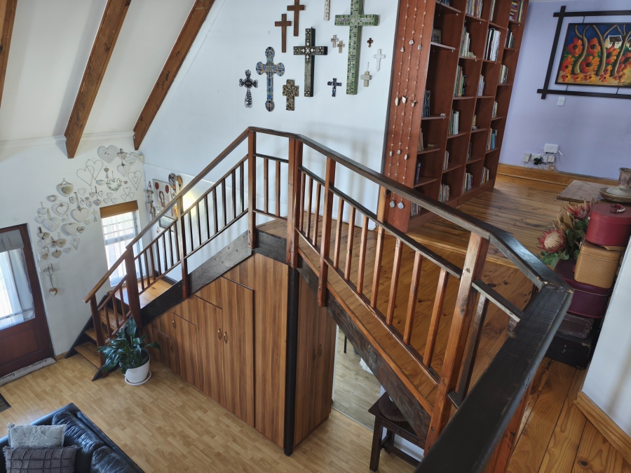 5 Bedroom Property for Sale in Perlemoenbaai Western Cape